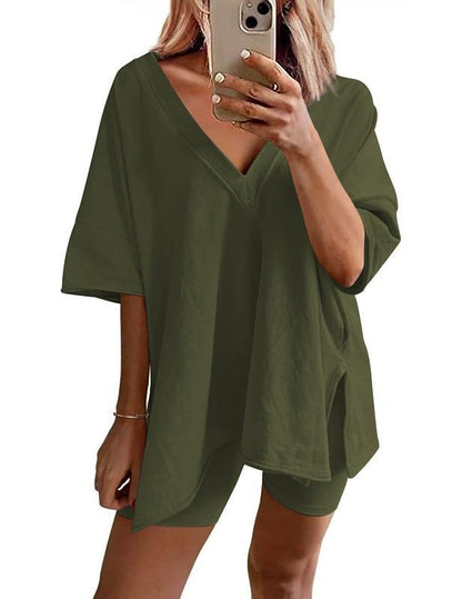 2-Piece Women’s Casual V-Neck Tracksuit – Short Sleeve T-Shirt & High-Waist Shorts Set